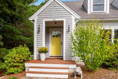 22 Corn Hill Road Falmouth MA 02536