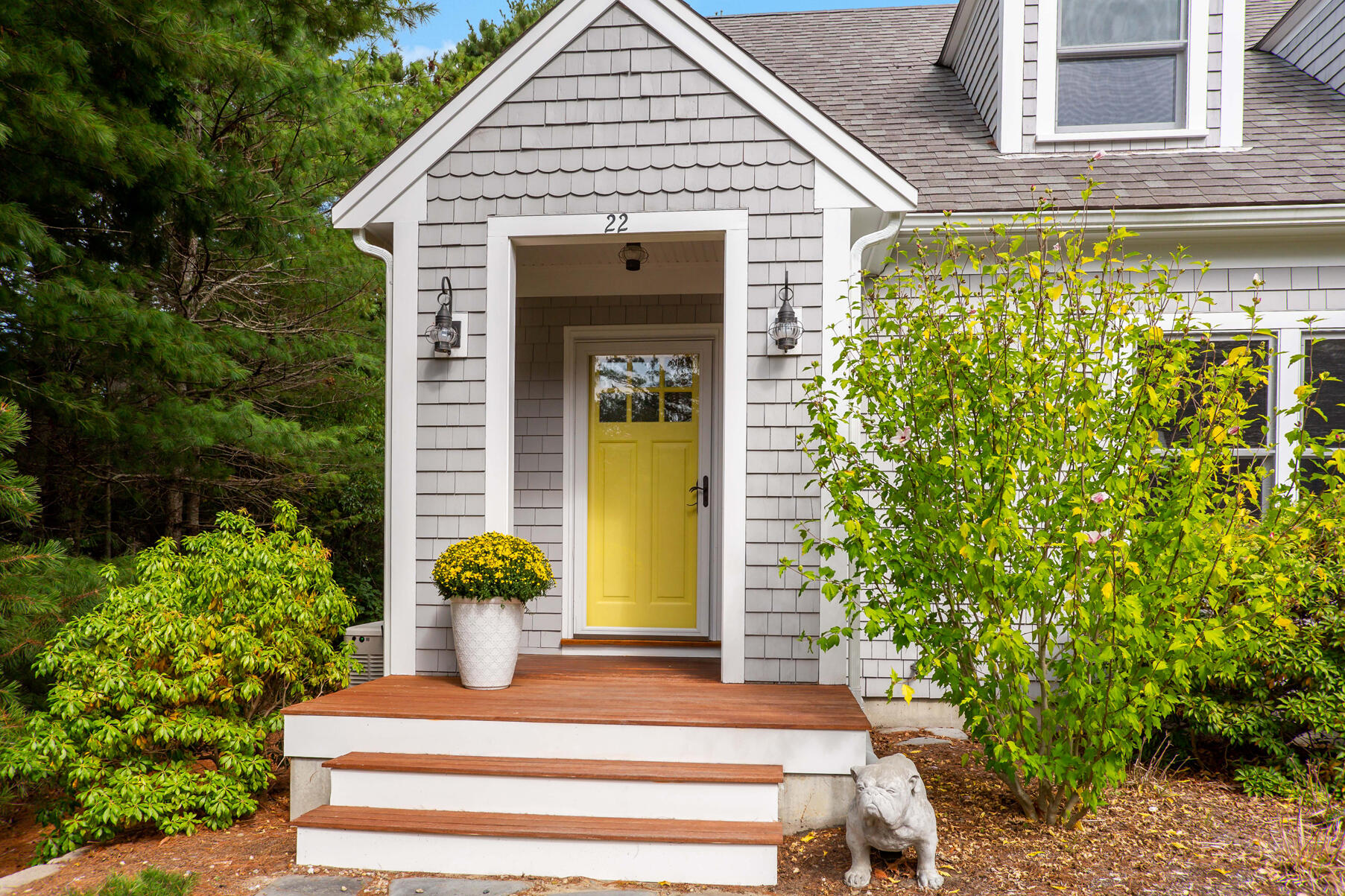 22 Corn Hill Road Falmouth MA 02536