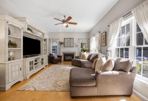 5 Wildebrook Road Medway MA 02053