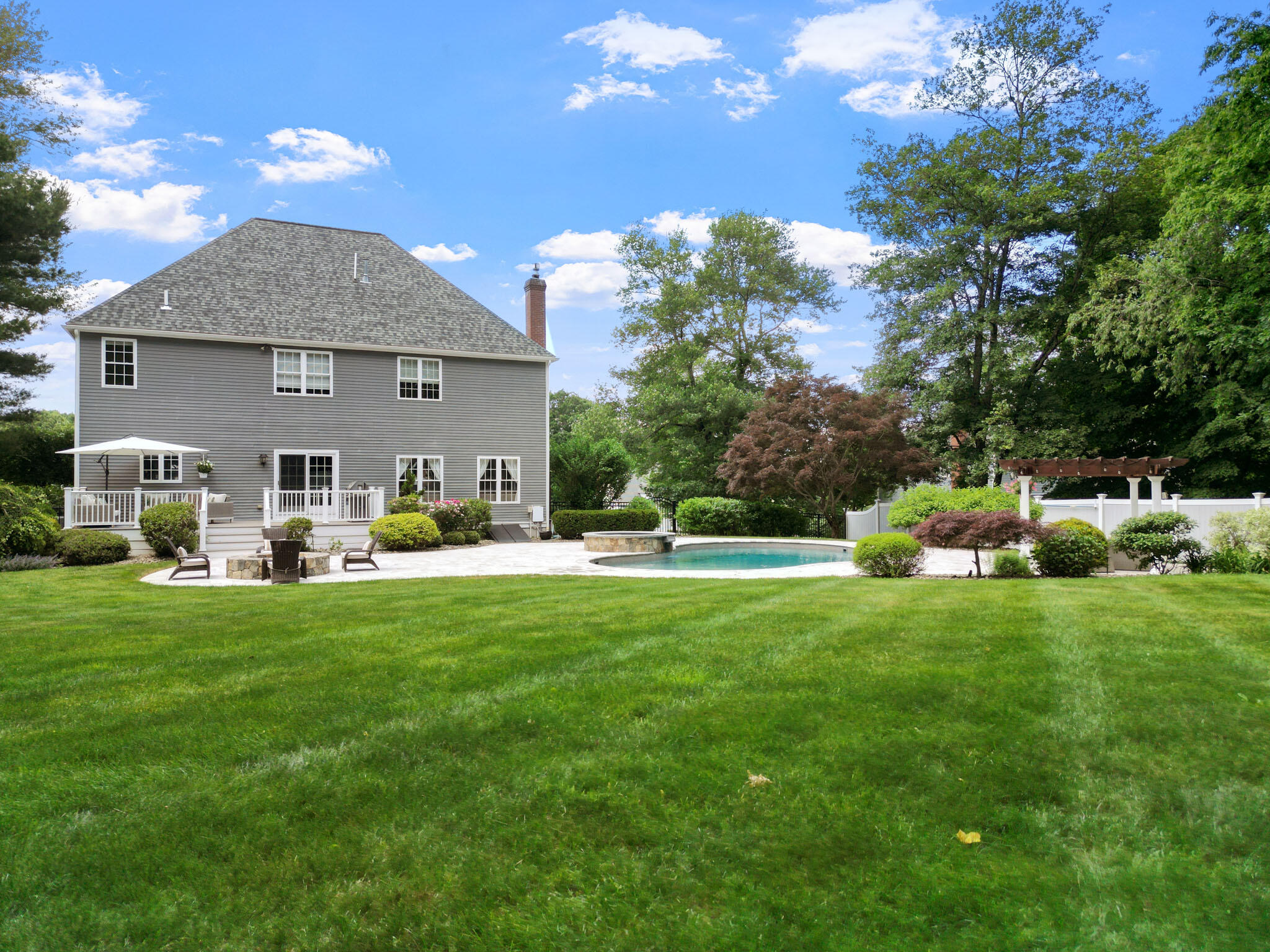 5 Wildebrook Road Medway MA 02053