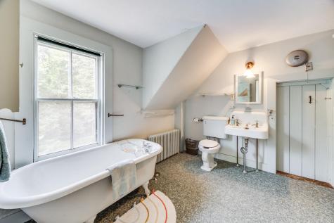 275 W Falmouth Highway Falmouth MA 02540