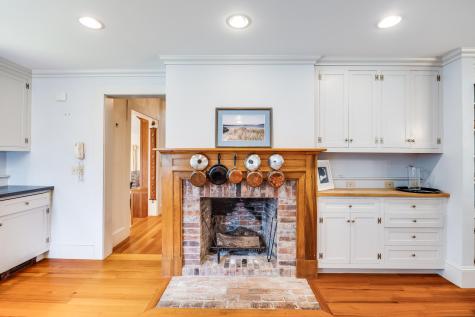 275 W Falmouth Highway Falmouth MA 02540