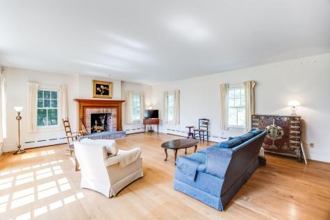 275 W Falmouth Highway Falmouth MA 02540