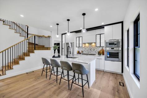 2 Buttercup Lane Yarmouth MA 02664