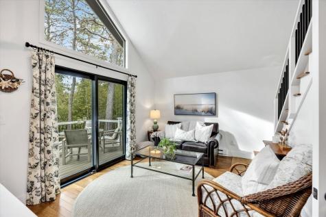 48 Tri-town Circle Mashpee MA 02649