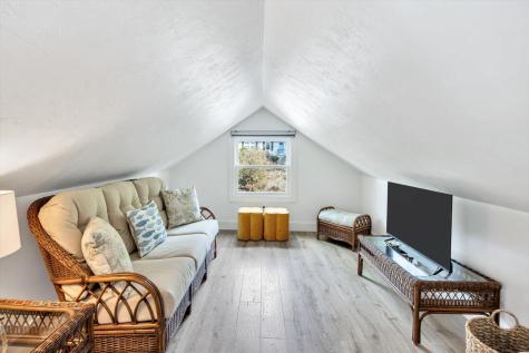 48 Tri-town Circle Mashpee MA 02649