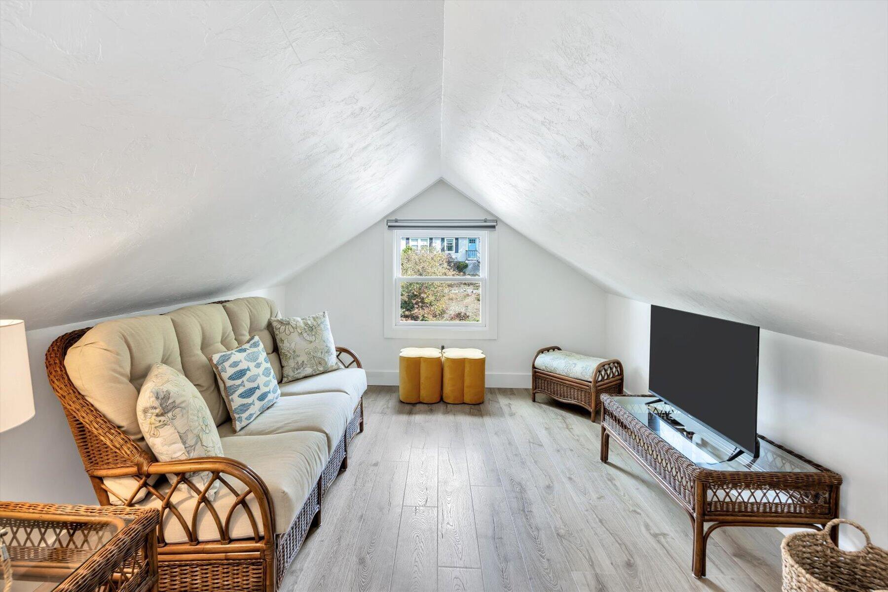 48 Tri-town Circle Mashpee MA 02649