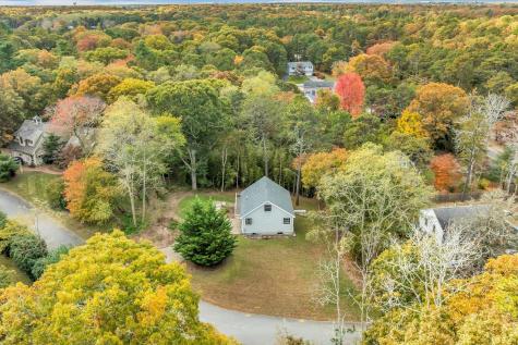 48 Tri-town Circle Mashpee MA 02649