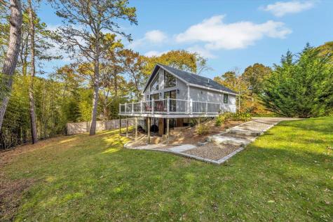 48 Tri-town Circle Mashpee MA 02649