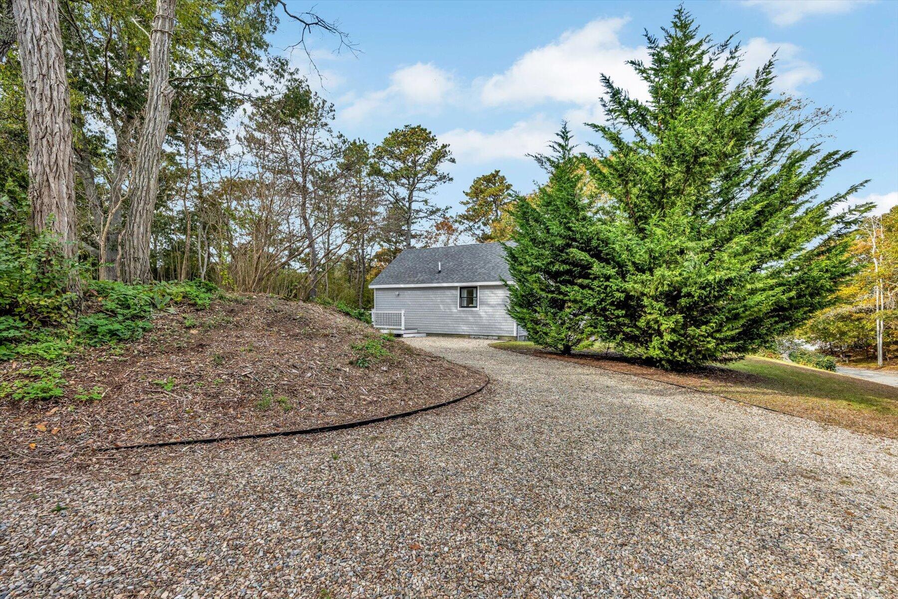 48 Tri-town Circle Mashpee MA 02649