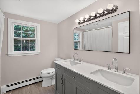 41 Old School House Road West Hyannisport MA 02672