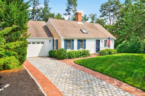 15 Bramble Lane Dennis MA 02638
