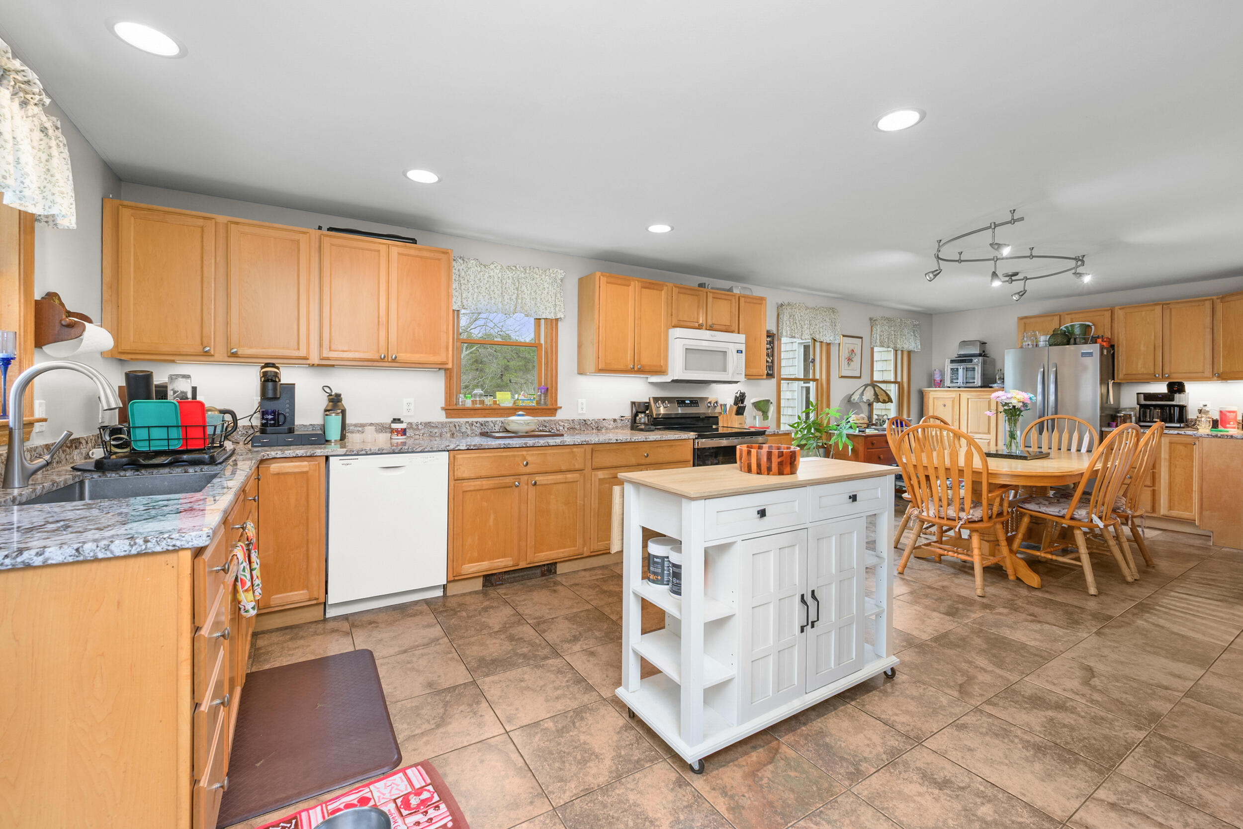 2 Short Lots Lane Truro MA 02666