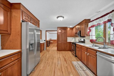 30 Twin Hill Road Falmouth MA 02536