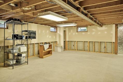 30 Twin Hill Road Falmouth MA 02536