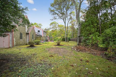 30 Twin Hill Road Falmouth MA 02536