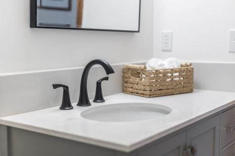 12 Tracey Road Barnstable MA 02635