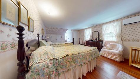 109 Pleasant Street Yarmouth MA 02664