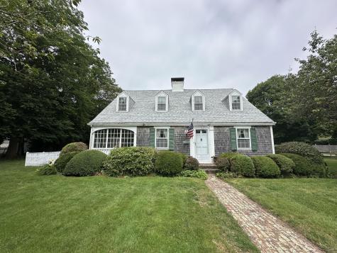 109 Pleasant Street Yarmouth MA 02664