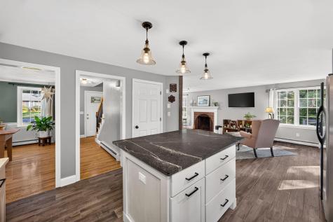 11 Burbank Street Sandwich MA 02563