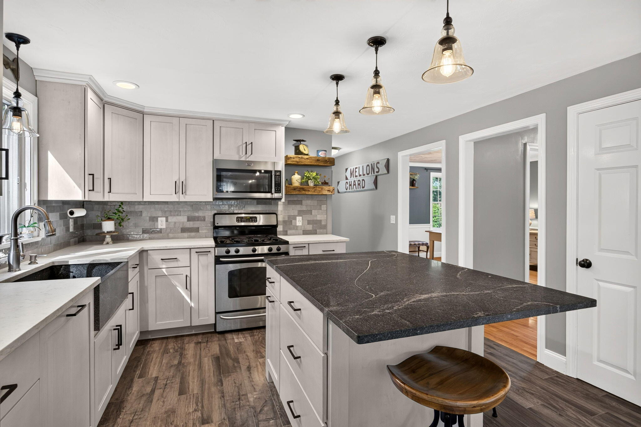 11 Burbank Street Sandwich MA 02563