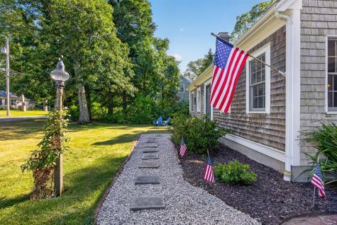 11 Burbank Street Sandwich MA 02563