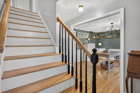 11 Burbank Street Sandwich MA 02563