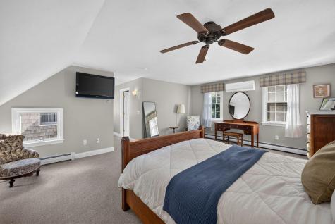11 Burbank Street Sandwich MA 02563