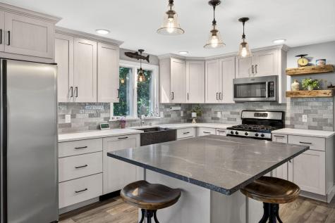 11 Burbank Street Sandwich MA 02563