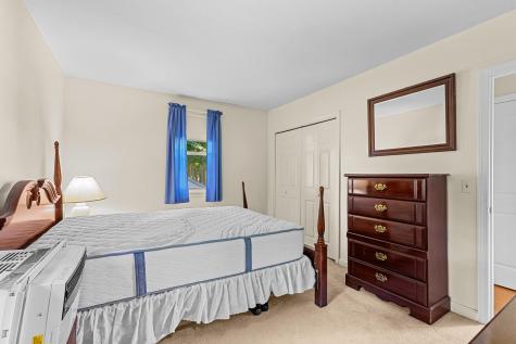 5 Freighthouse Road Sagamore MA 02561
