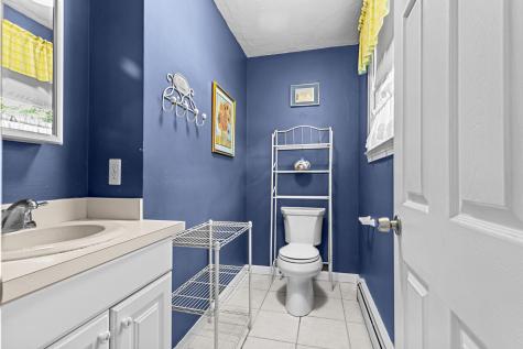 5 Freighthouse Road Sagamore MA 02561