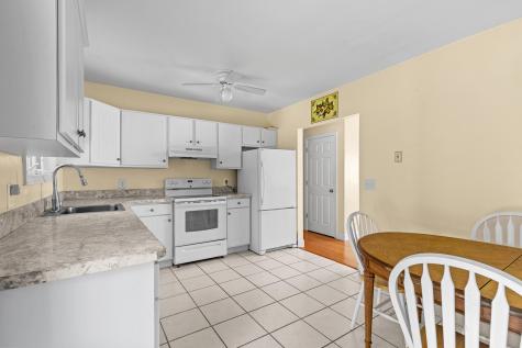 5 Freighthouse Road Sagamore MA 02561