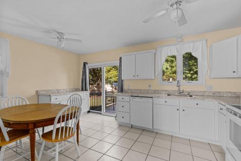 5 Freighthouse Road Sagamore MA 02561