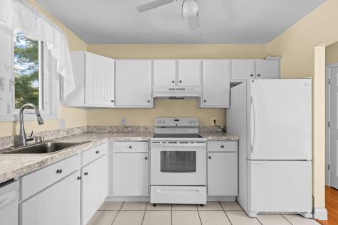5 Freighthouse Road Sagamore MA 02561