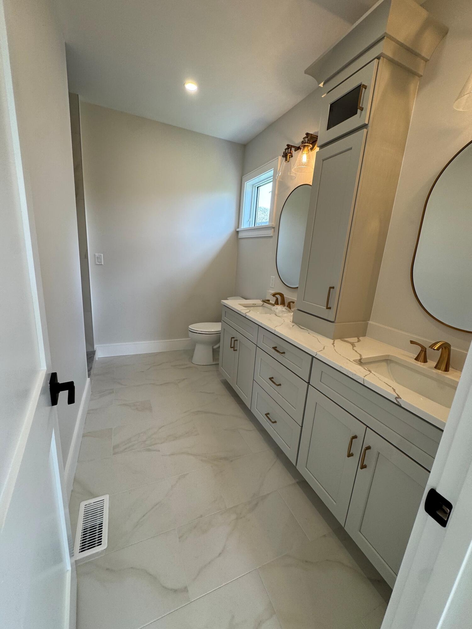 21 Josiah Path Falmouth MA 02540