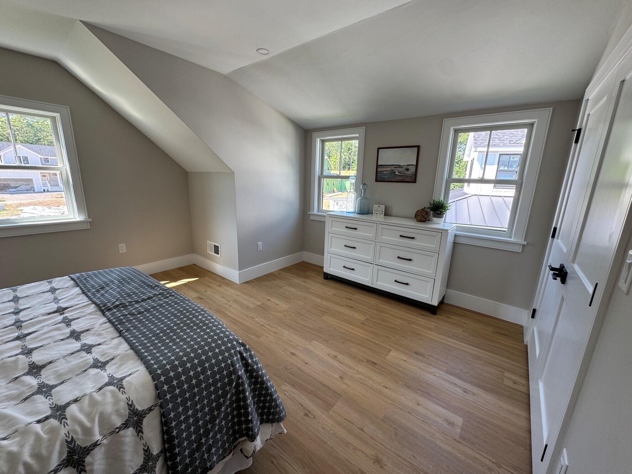 21 Josiah Path Falmouth MA 02540