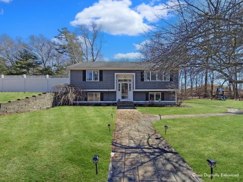 6 Holmes Street Carver MA 02330