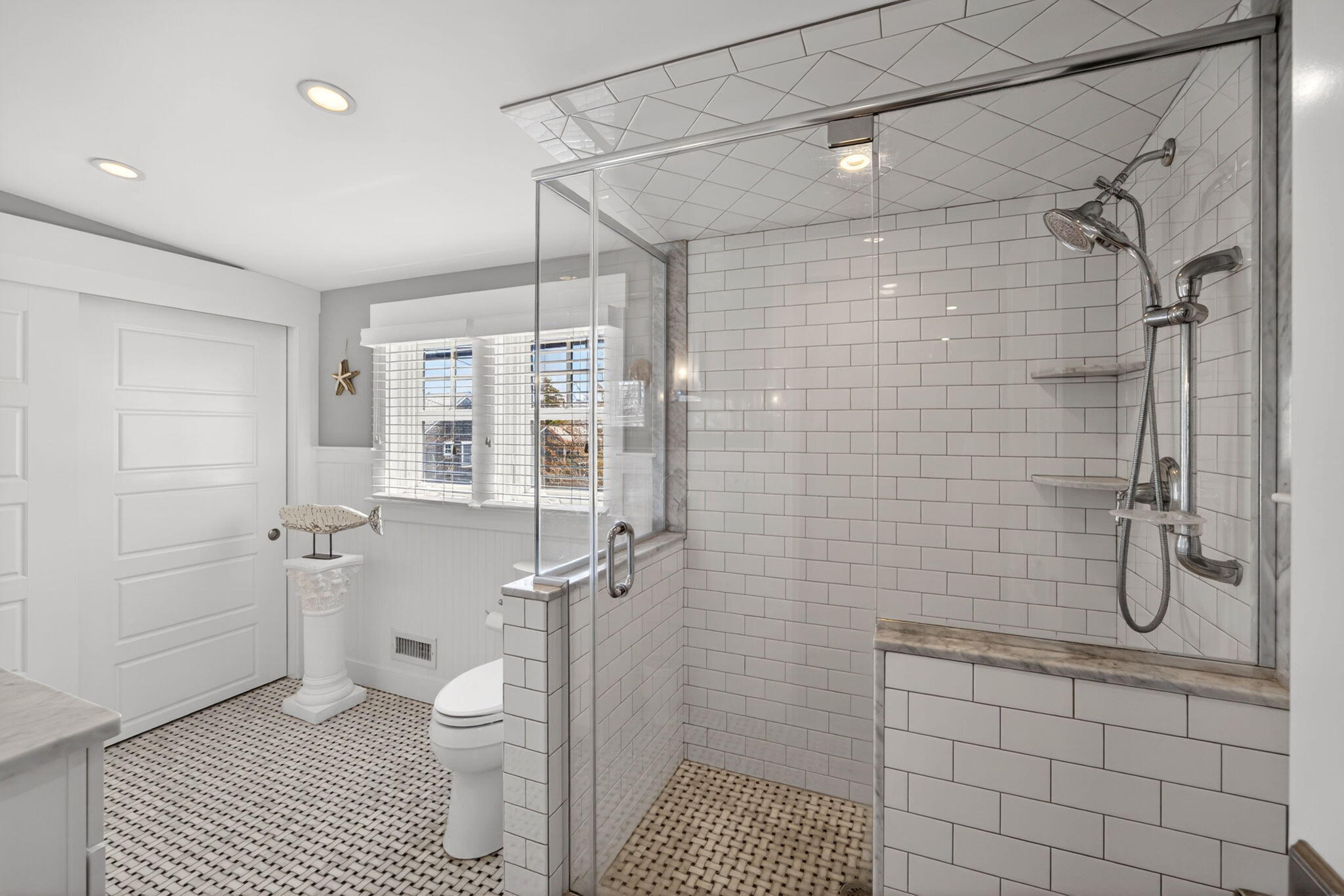 48 Bradford Street Provincetown MA 02657