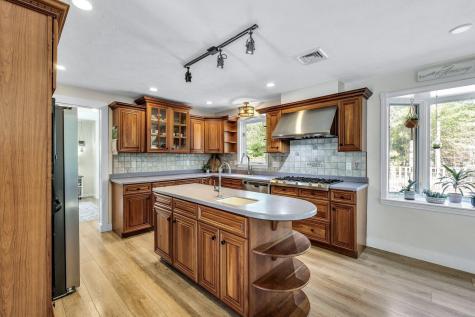 348 Wakeby Road Barnstable MA 02648