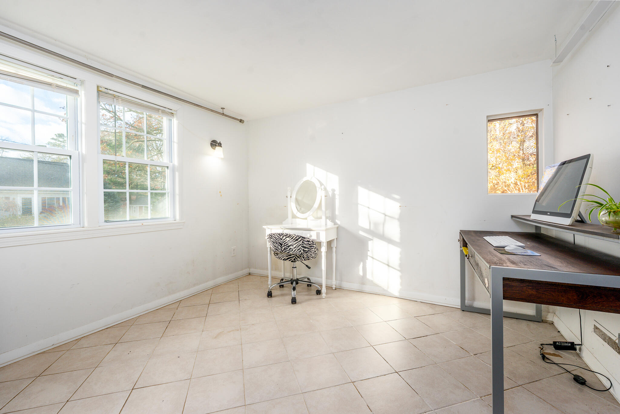 27 Quaker Lane Harwich MA 02645