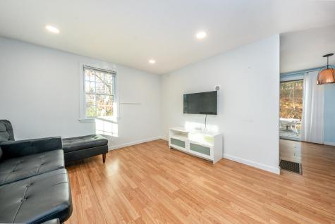 27 Quaker Lane Harwich MA 02645