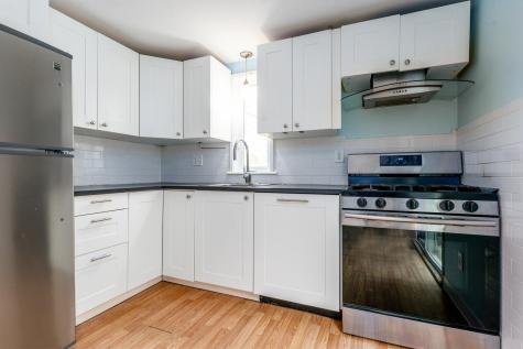 27 Quaker Lane Harwich MA 02645