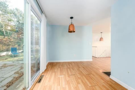 27 Quaker Lane Harwich MA 02645