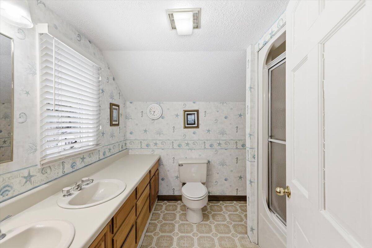 10 Wimbledon Drive Yarmouth MA 02673