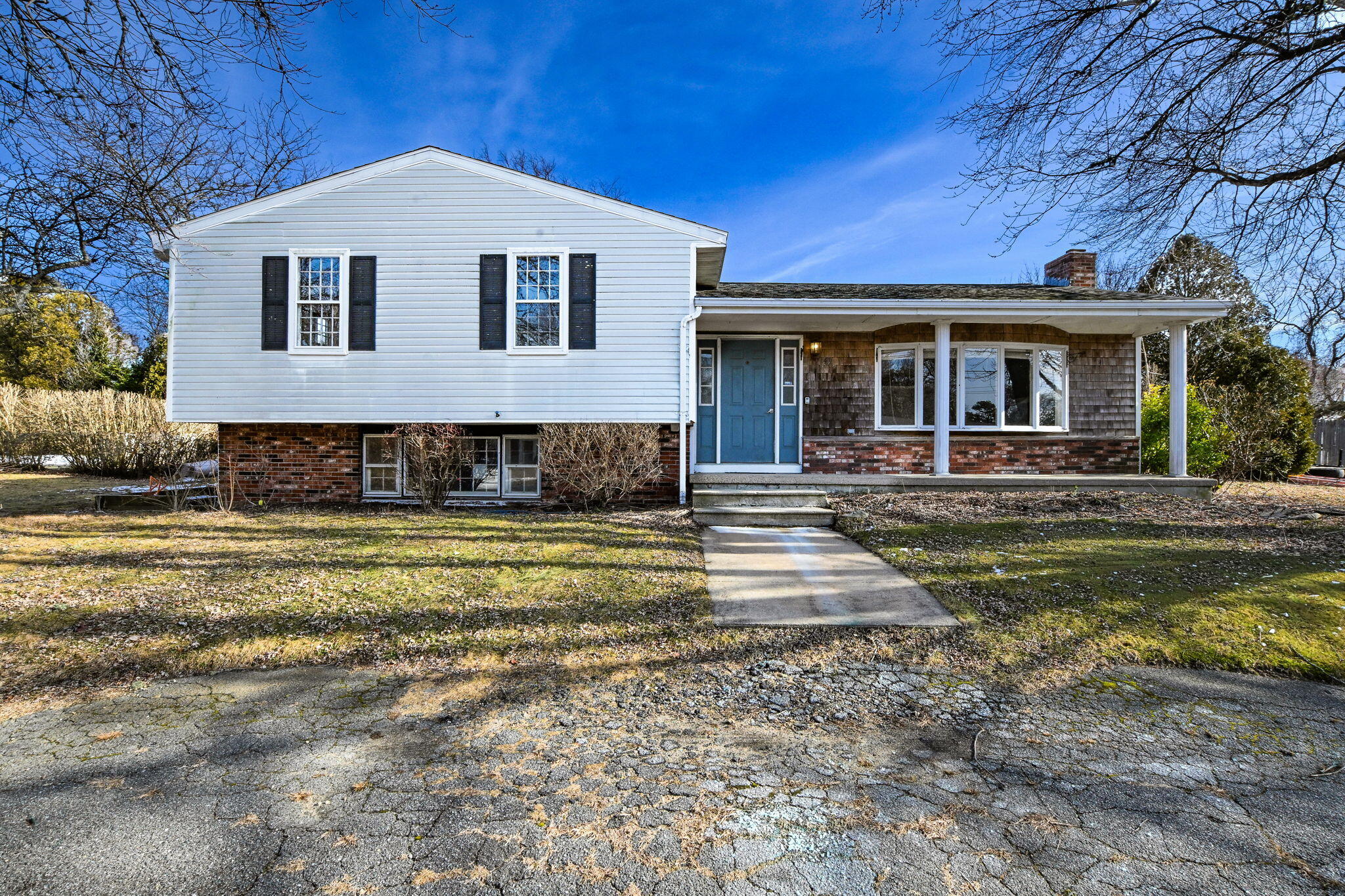 49 Broken Bow Lane Falmouth MA 02536