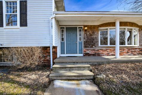 49 Broken Bow Lane Falmouth MA 02536