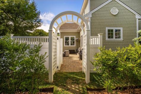 21 Saltwater Circle Mashpee MA 02649
