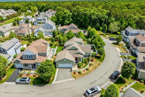 21 Saltwater Circle Mashpee MA 02649