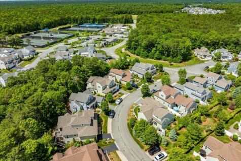 21 Saltwater Circle Mashpee MA 02649