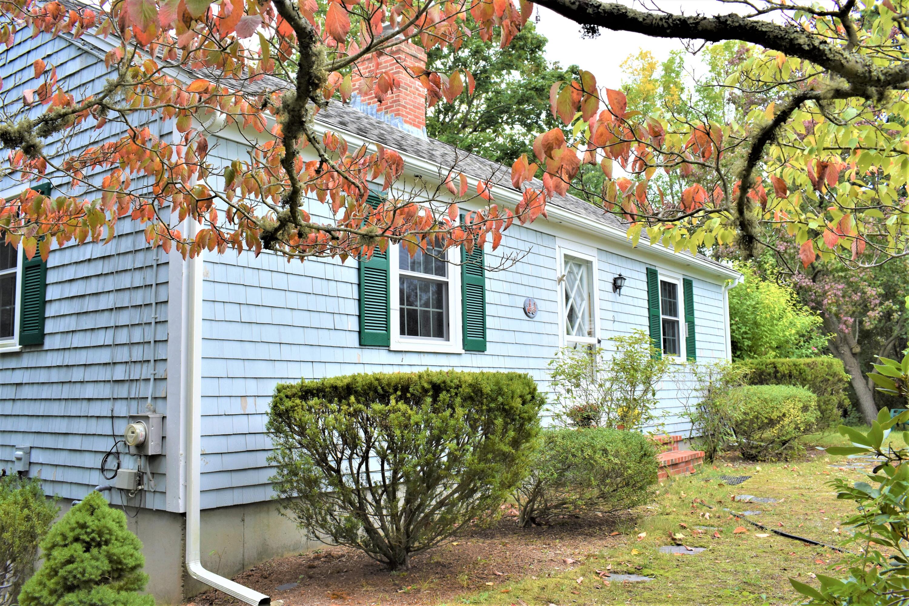 9 Mohegan Lane Yarmouth Port MA 02675